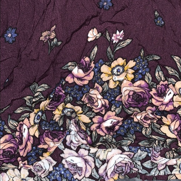 3 FOR $25 flowy cold shoulder top from francescas - Picture 3 of 3